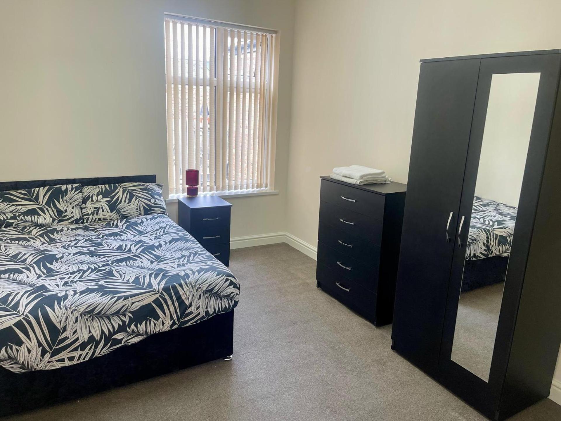 Stylish 1-Bed Apt - Sleeps 4 - Parking - Wifi Manchester Dış mekan fotoğraf
