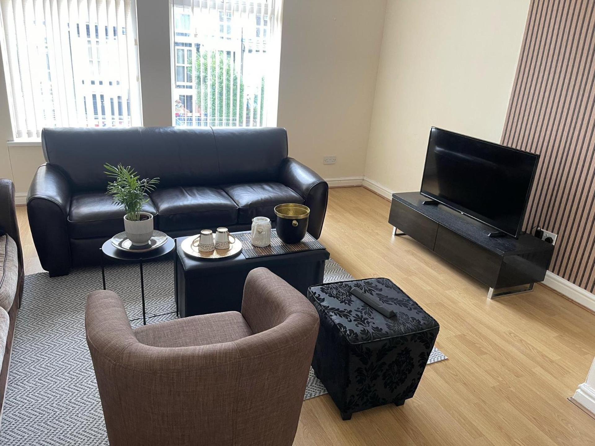 Stylish 1-Bed Apt - Sleeps 4 - Parking - Wifi Manchester Dış mekan fotoğraf