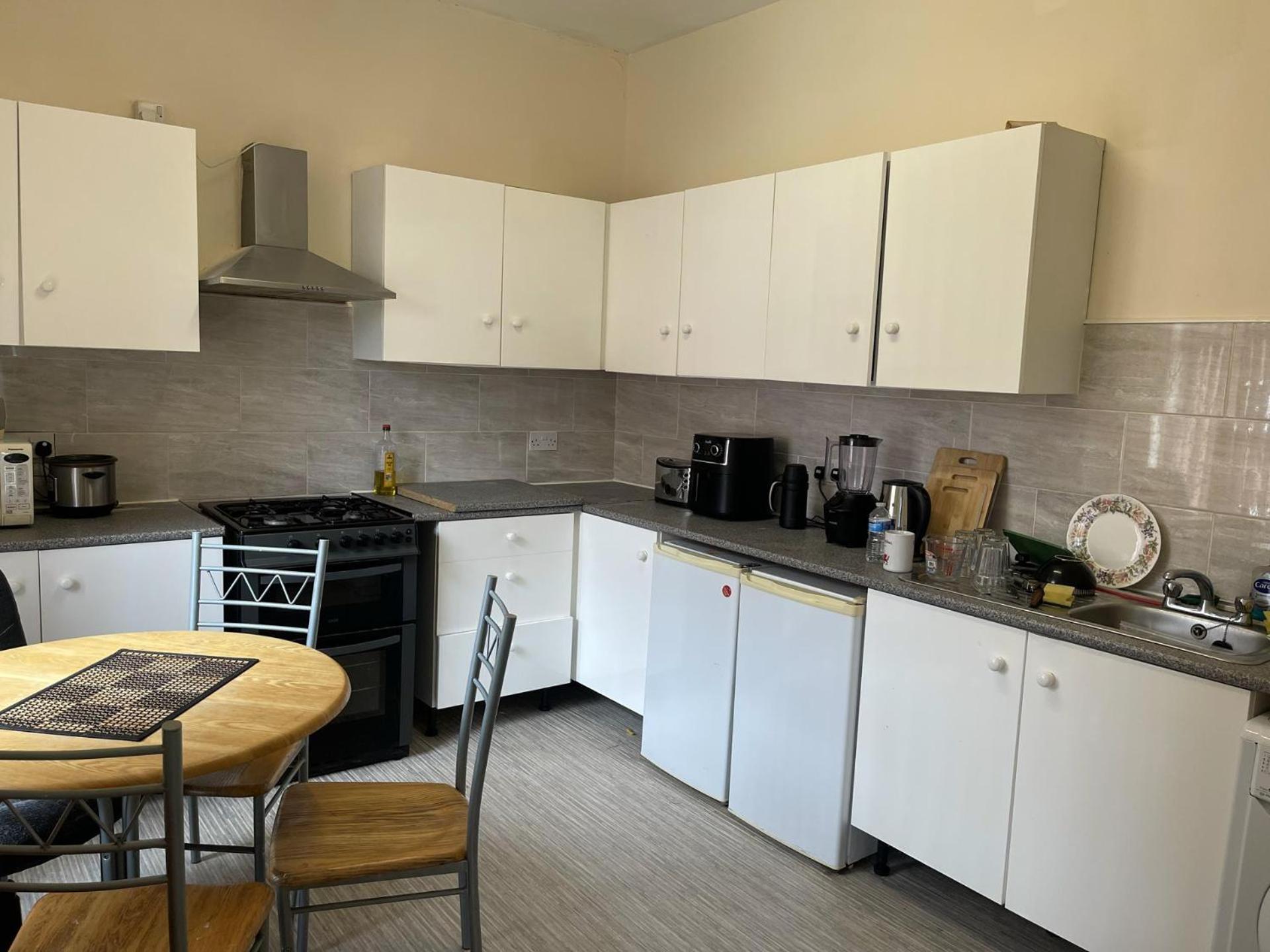 Stylish 1-Bed Apt - Sleeps 4 - Parking - Wifi Manchester Dış mekan fotoğraf